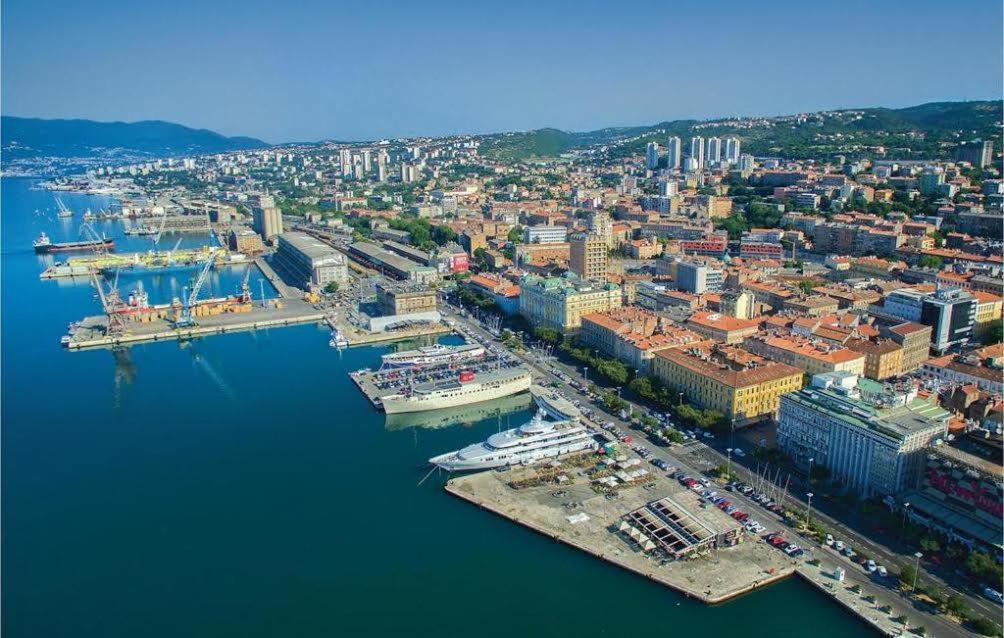 Misel Apartment Rijeka Exterior photo